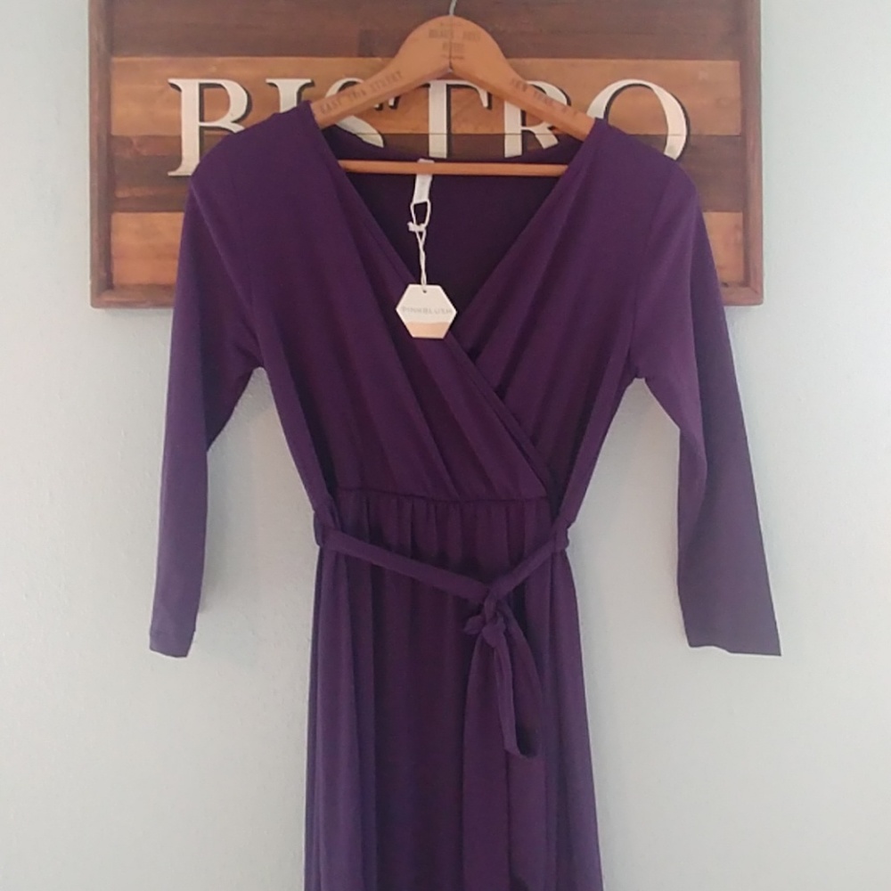 Pink Blush NWT Purple Wedding Formal Maxi dress S